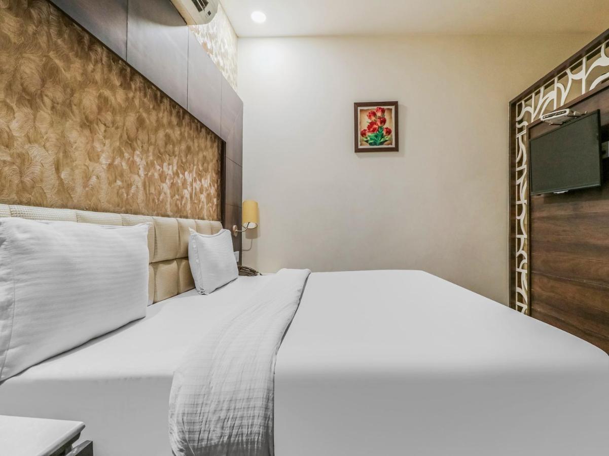 Oyo 1977 Hotel Grand Galaxy Amritsar Esterno foto